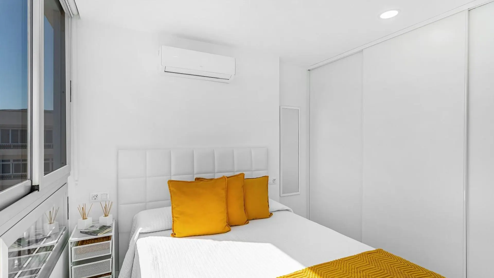 Newly Refurbished Beachfront San Bartolome de Tirajana